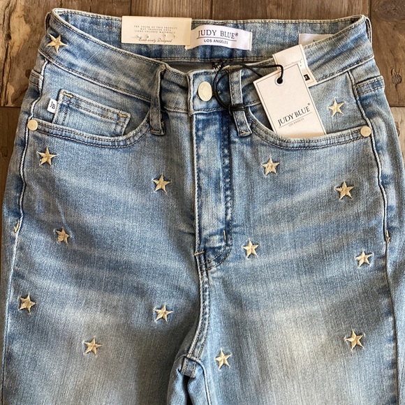 SOLD OUT🚨 - Picture 3 of 4